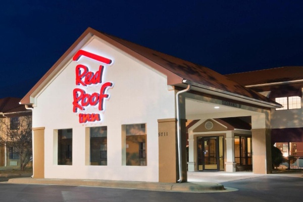 Red Roof Inn North Little Rock image 4